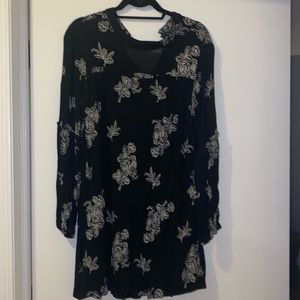 Lulu’s black and white floral mini dress